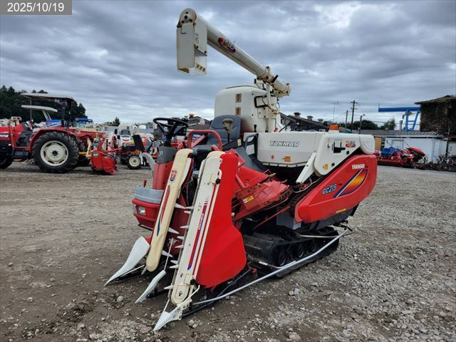 ヤンマー コンバイン 写真