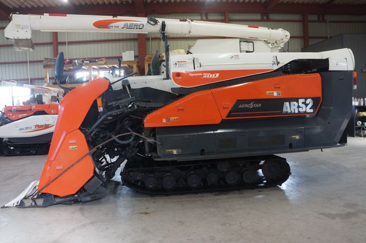 コンバイン AR52 写真４