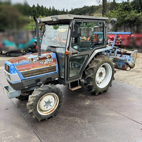 イセキ トラクター 写真