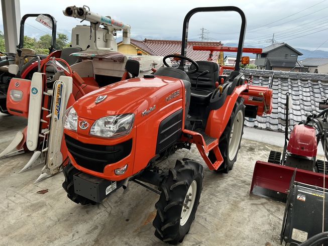 トラクター KB185MA 写真２
