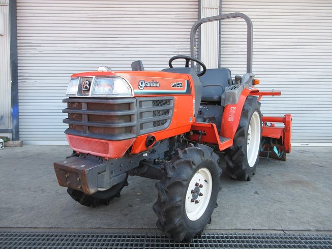 クボタ トラクター 写真