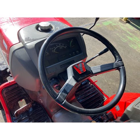 トラクター F180 写真９