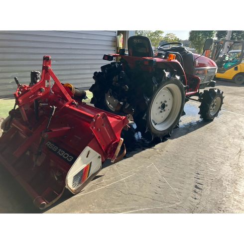 トラクター F180 写真４