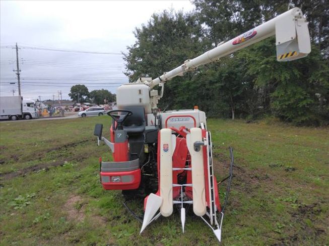 コンバイン GC215G 写真５