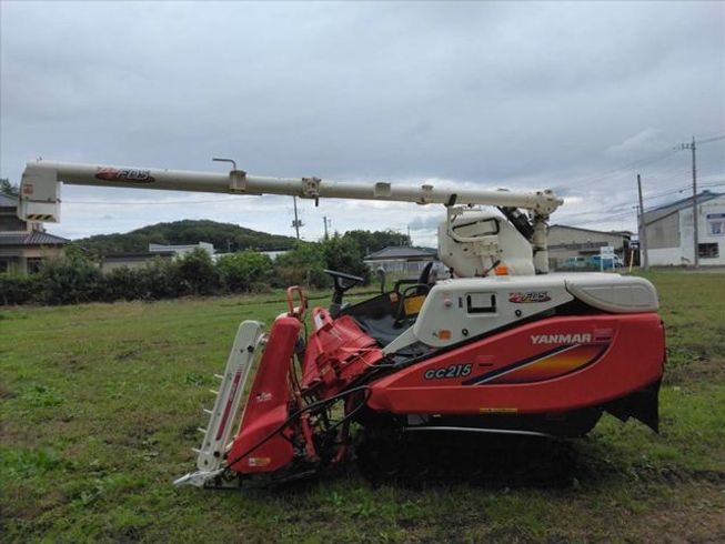 コンバイン GC215G 写真４