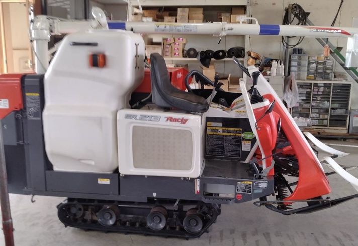 コンバイン ER213G 写真４