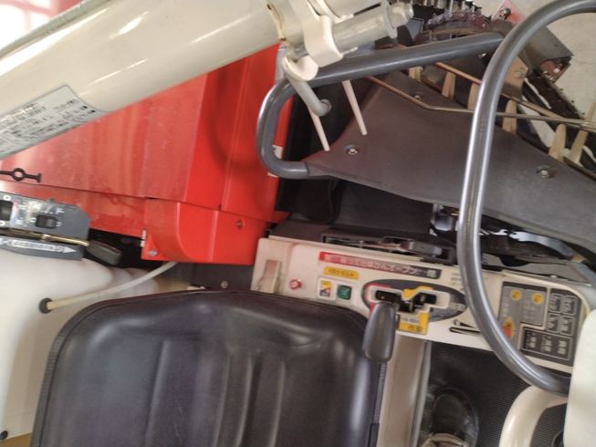 コンバイン ER213G 写真７