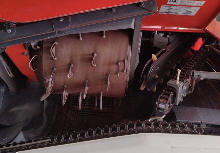 コンバイン ER213G 写真５