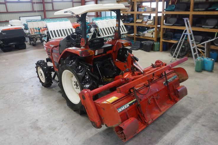 トラクター AF330 写真４