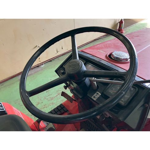 トラクター F16D 写真８