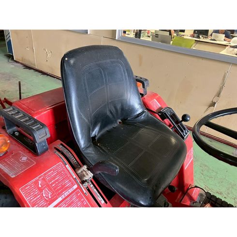 トラクター F16D 写真９