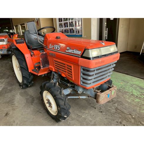 トラクター L1-195 写真２