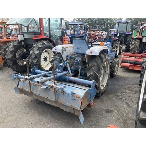 トラクター 1520 写真３