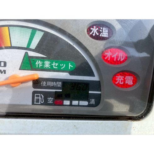 コンバイン AR216 写真５