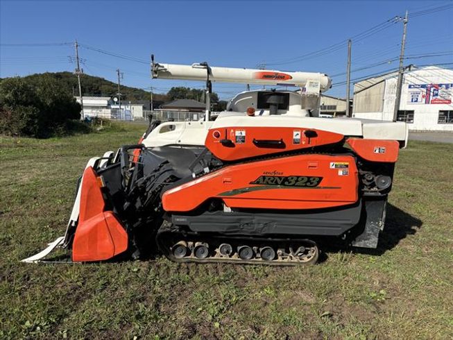 コンバイン ARN323 写真４