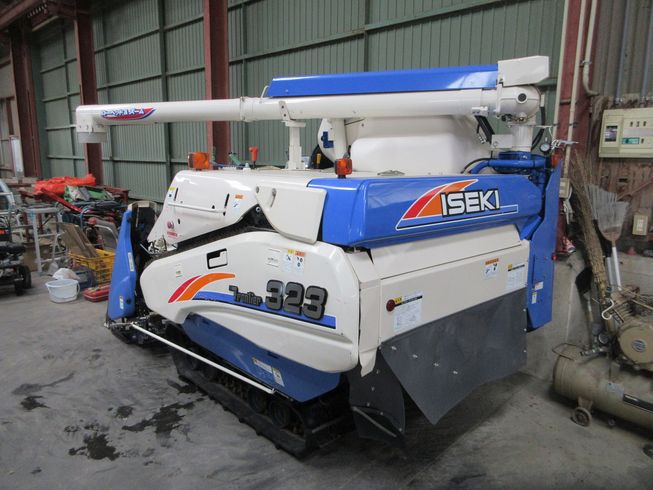 コンバイン HVF323GｰZKWC 写真４