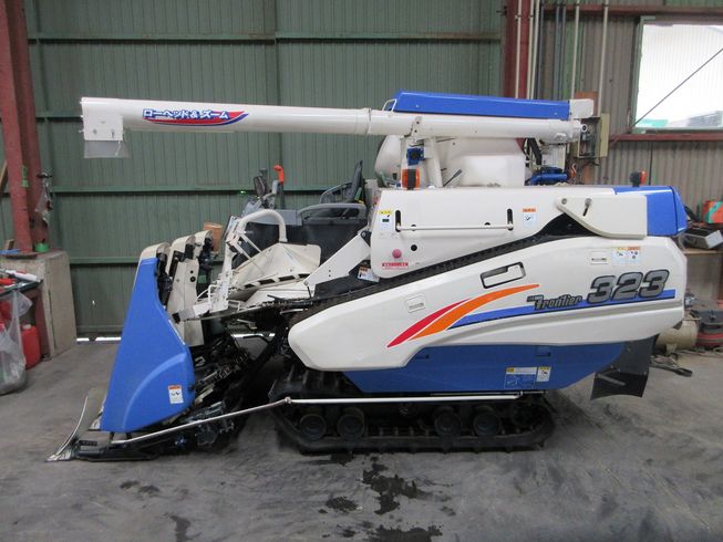 コンバイン HVF323GｰZKWC 写真８