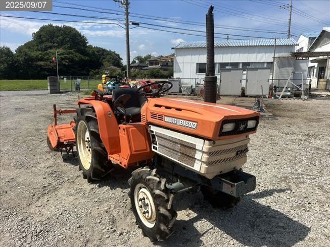 クボタ トラクター 写真