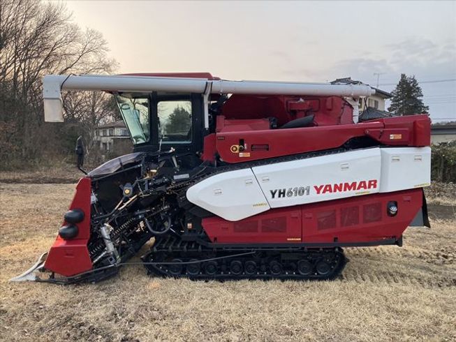 コンバイン YH6101 写真４