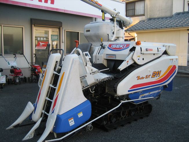 コンバイン HVA211G-EZKHWC 写真２