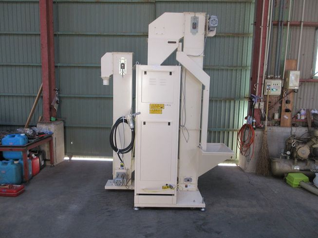 色彩選別機  AK-ECO－α 写真５