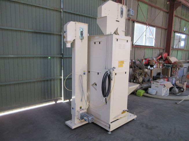 色彩選別機  AK-ECO－α 写真６