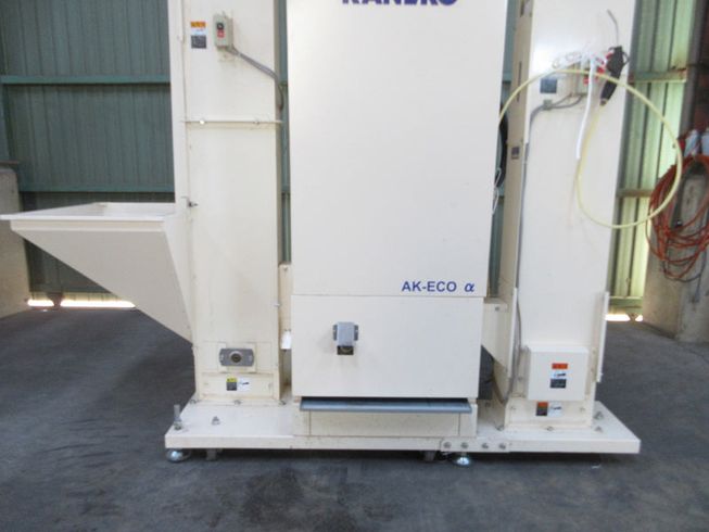 色彩選別機  AK-ECO－α 写真３