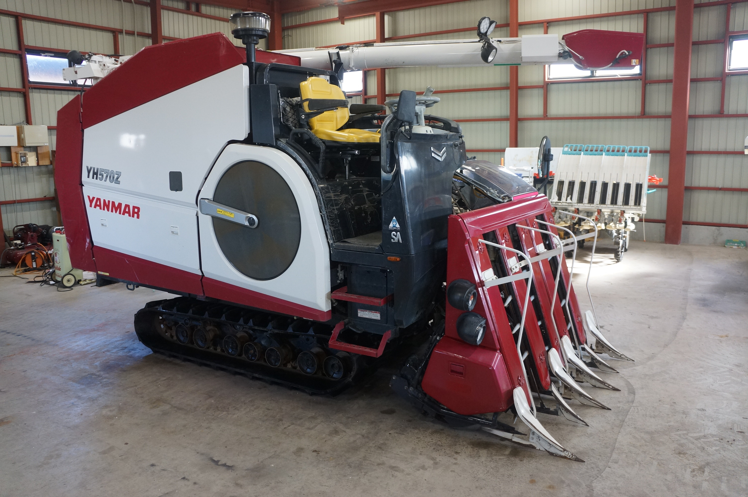 ヤンマー コンバイン 写真