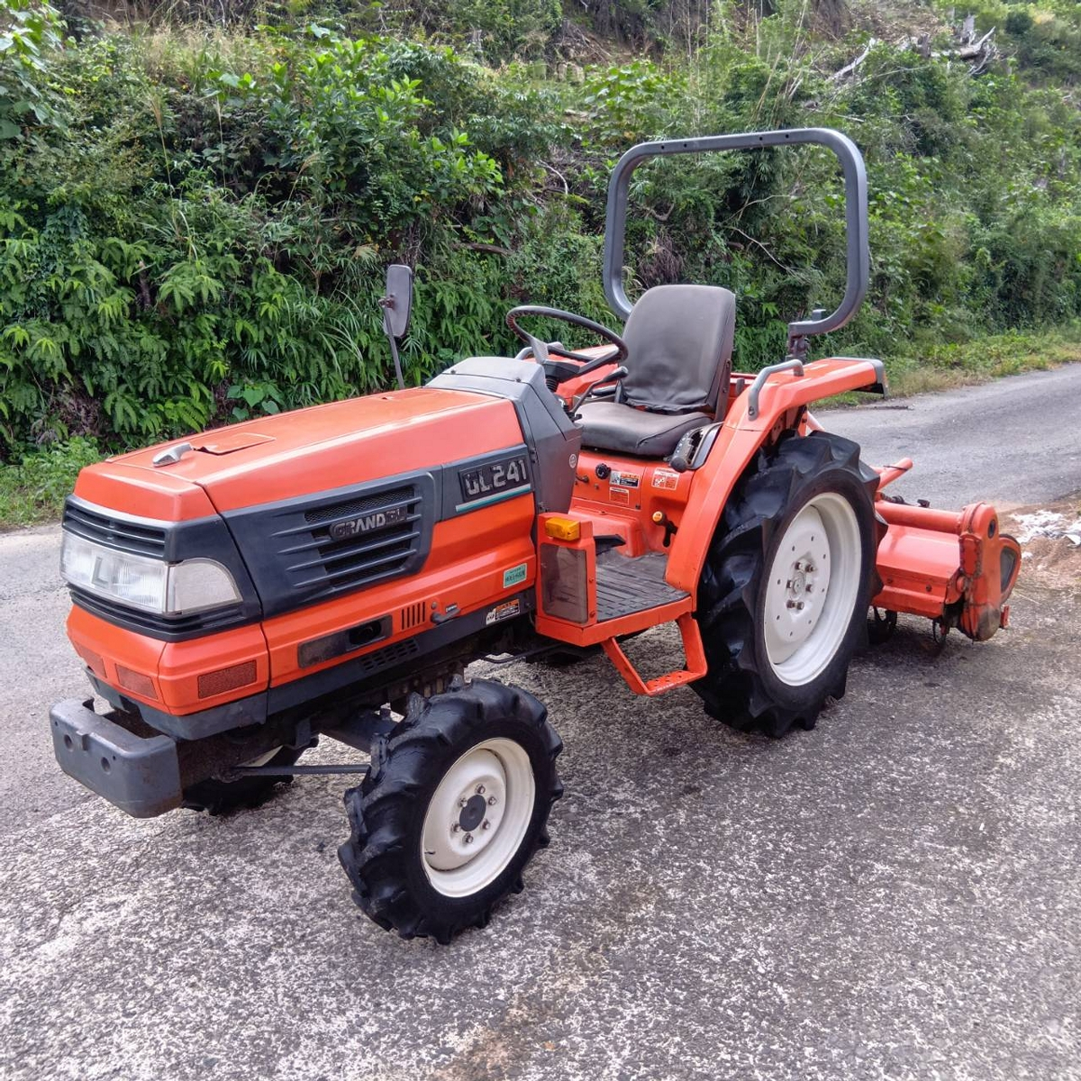 クボタ トラクター 写真