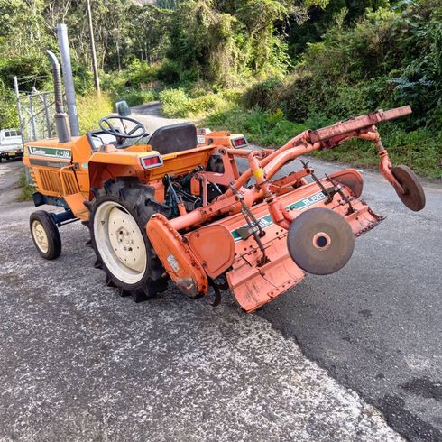 トラクター L1-18S 写真３