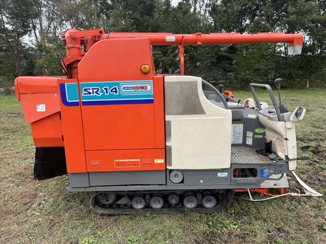 コンバイン SR14J 写真３