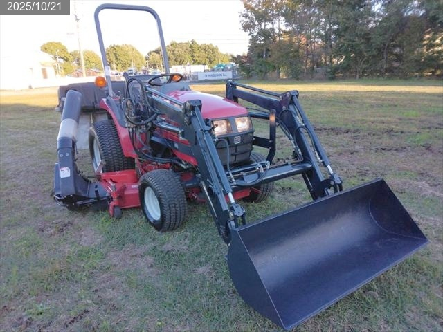 シバウラ 乗用草刈機 写真