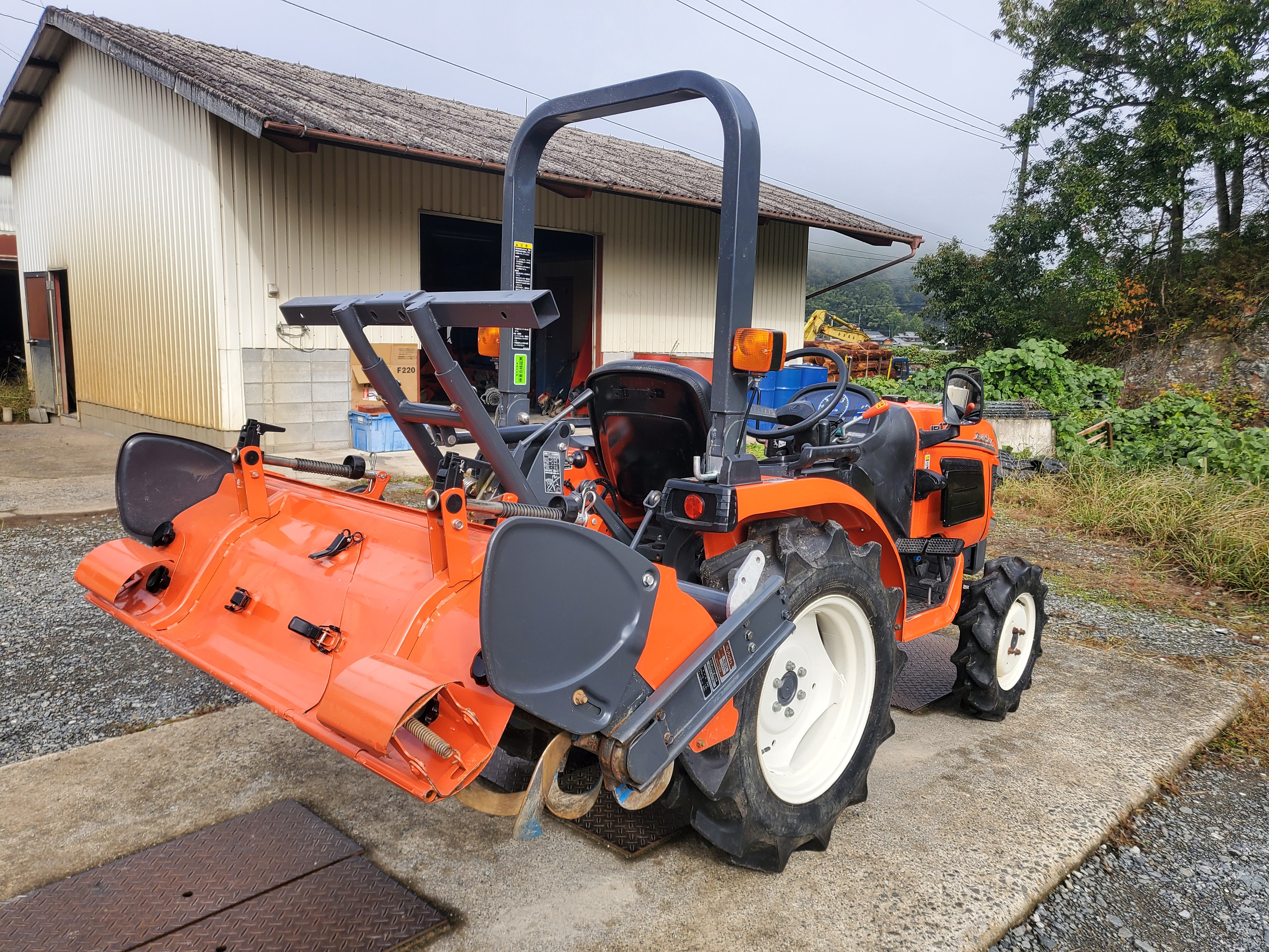 トラクター JB17X 写真４