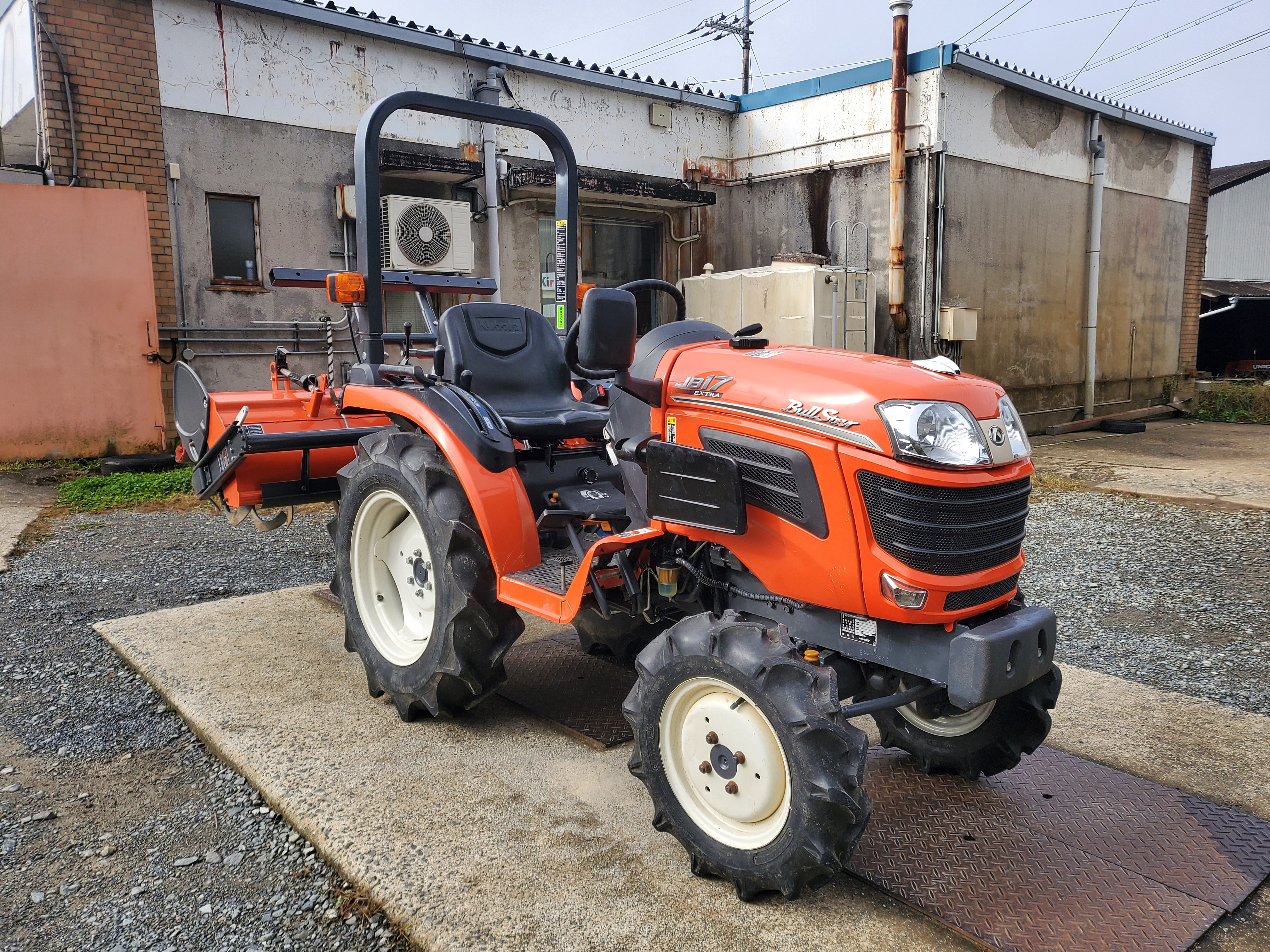トラクター JB17X 写真２