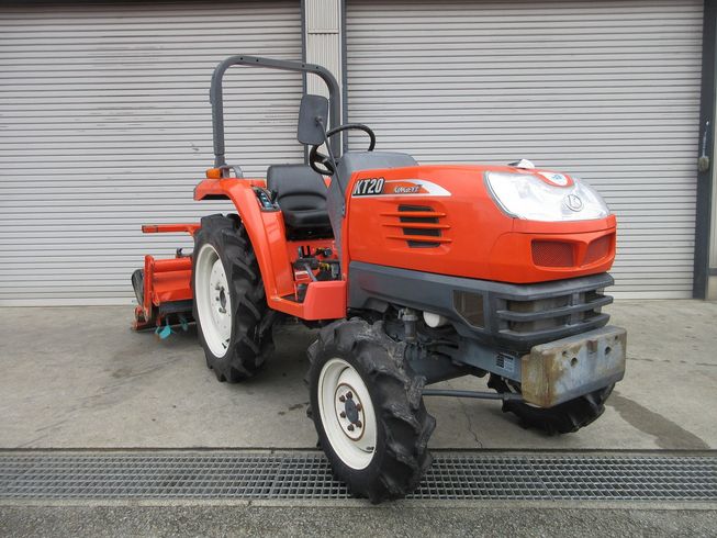 クボタ トラクター 写真