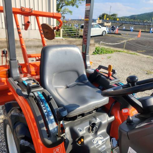 トラクター GB175 写真５