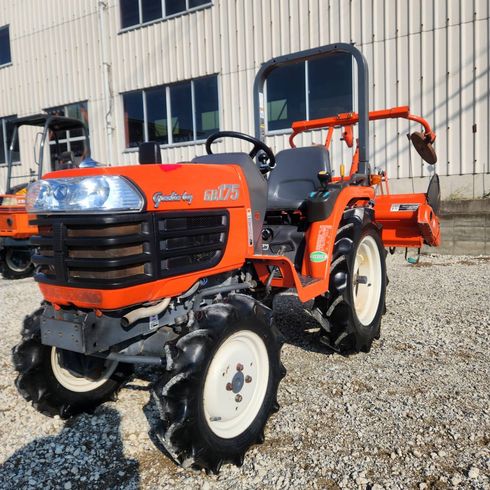 クボタ トラクター 写真