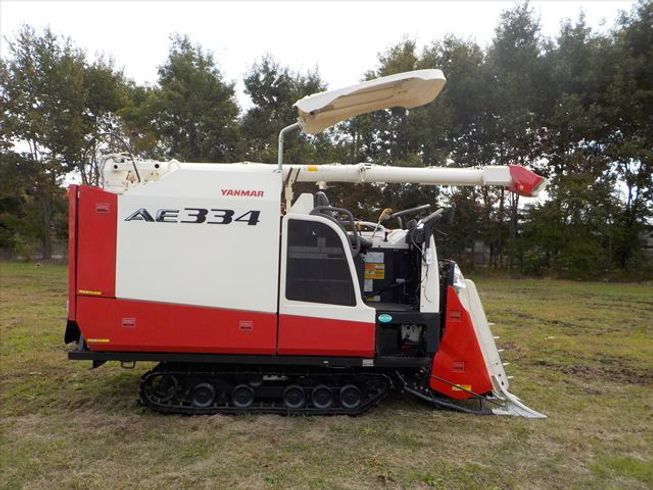 コンバイン AE334 写真２