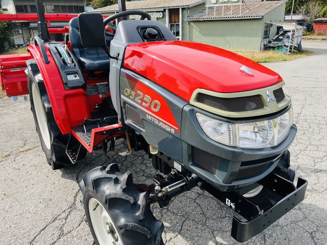 トラクター GS230 写真３