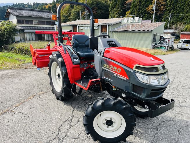 トラクター GS230 写真２