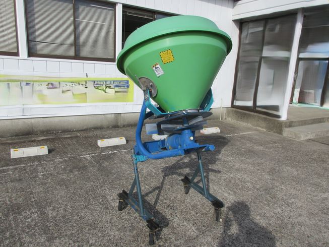 ニプロ ブロードキャスター 写真