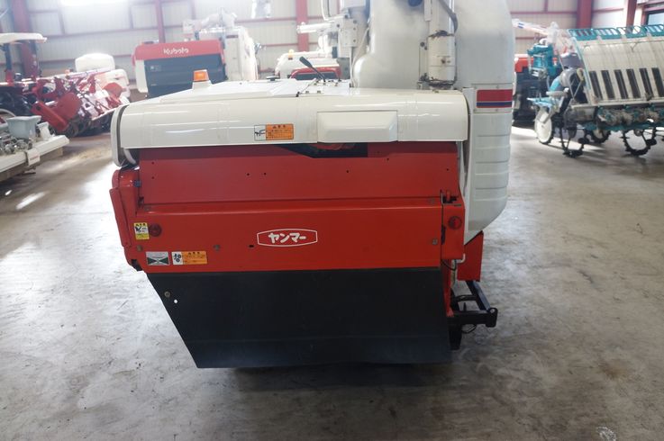 コンバイン GC215 写真５