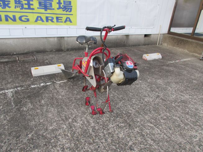 オータケ 乗用溝切機 写真