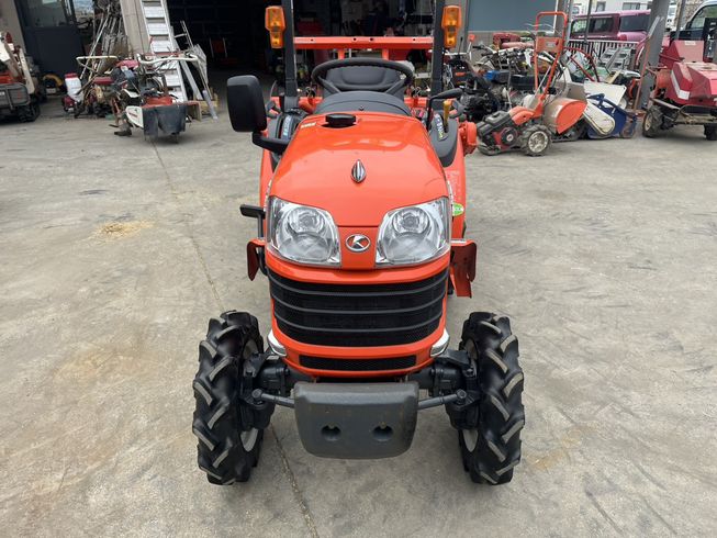 クボタ トラクター 写真