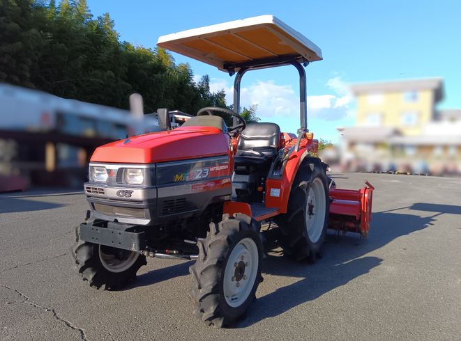 三菱 トラクター 写真