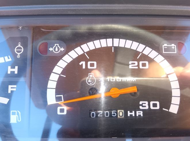 トラクター MTZ23 写真７