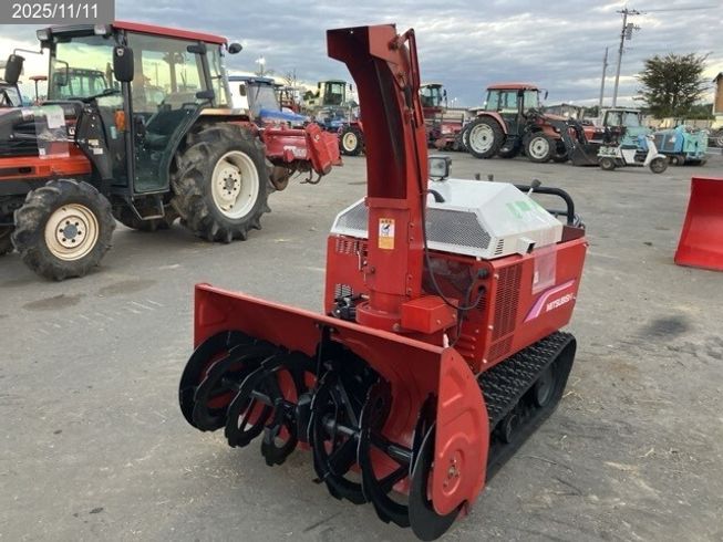 ミツビシ 除雪機 写真