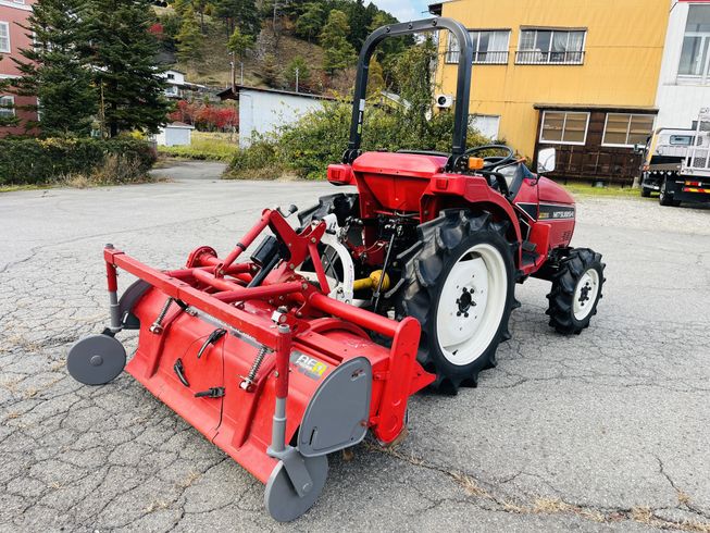 トラクター MT205 写真５