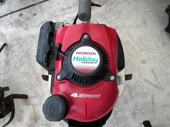 ホンダ 耕運機 写真