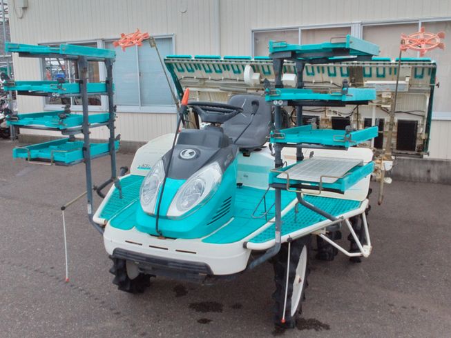 クボタ 田植機 写真